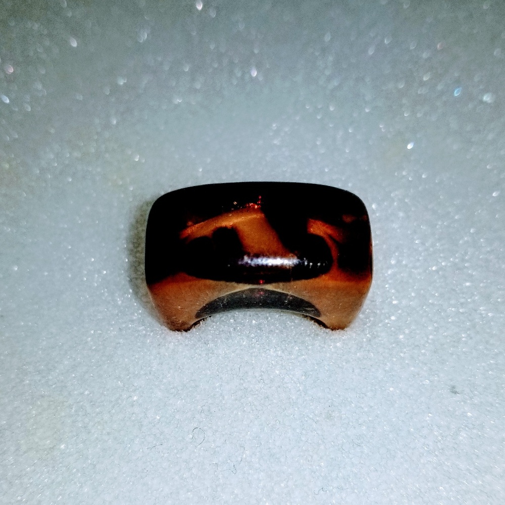 Tortoise shell cocktail ring